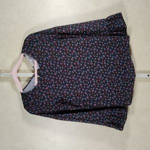 09196 Loft black w/ blue & red floral blouse XSP